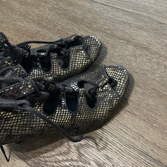 NWT Luciana Lace Up Open Toe Bootie | Size 11 - Picture 5 of 9